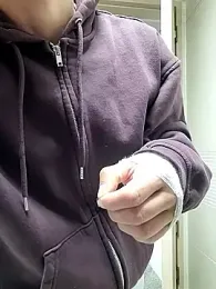 Woonee1680 webcam model stream image