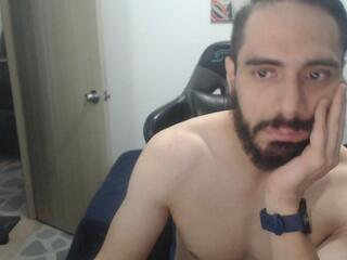 Jusstin I webcam model stream image