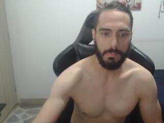 Jusstin I webcam model stream image