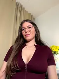 AmelieLaurent_ webcam model stream image