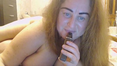 AmyAugust webcam model stream image