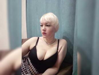 Snovidica webcam bongacams model stream image