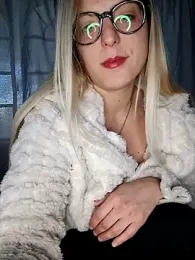 dolcehelena993 webcam model stream image