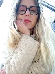 dolcehelena993 webcam model stream image