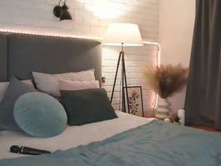 micky-love webcam model stream image