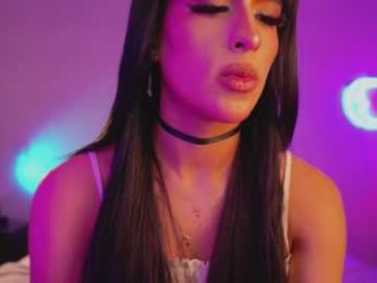 samara_gray webcam model stream image