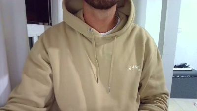 Surfer_30 webcam model stream image