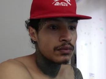 trieone webcam model stream image