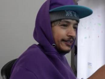 trieone webcam model stream image