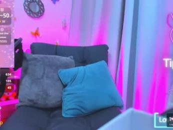 gabbyhills_ webcam model stream image