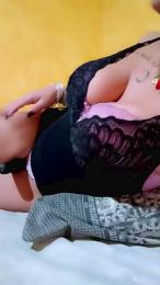 LunaVera webcam model stream image