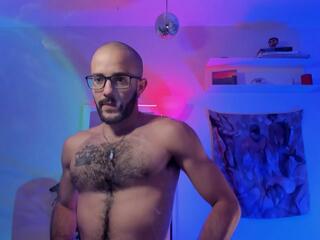 Toonny Lee webcam model stream image