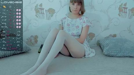 YourCaramel webcam model stream image