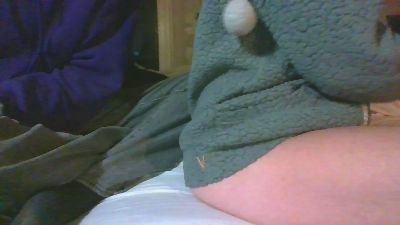 pissriot webcam model stream image