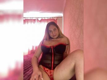 LuxuryAlya8 webcam model stream image