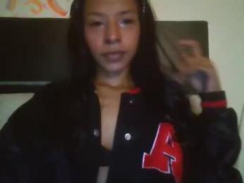 mikeandmaitex webcam model stream image