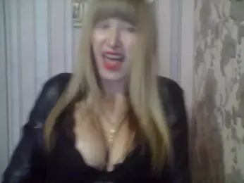 Kittenforyou webcam model stream image