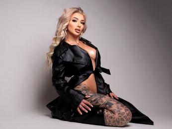 JuliaNoir webcam livejasmin model stream image