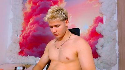 AlexPierss webcam cam4 model stream image