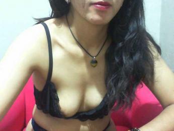 Lysah webcam model stream image