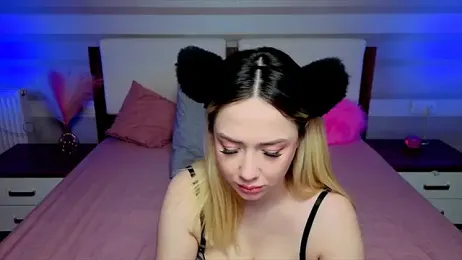 AriaSugar webcam model stream image