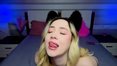 AriaSugar webcam model stream image