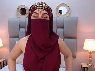 Aliah Manzur webcam model stream image