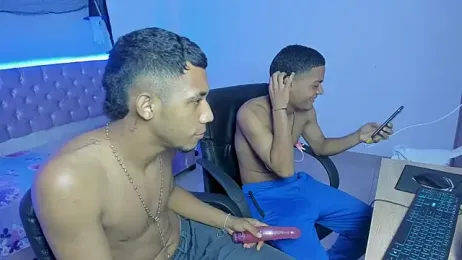 isaac_master77 webcam model stream image