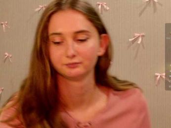 PeachGirl webcam bongacams model stream image