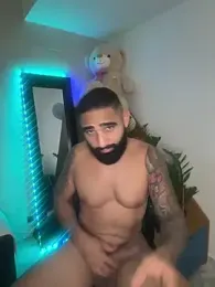 Lucius40 webcam model stream image