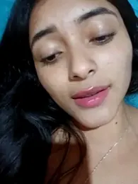 Valen_Person webcam model stream image