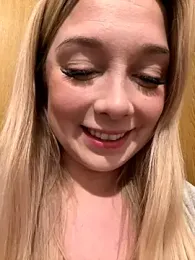 CherryAuroraa webcam model stream image