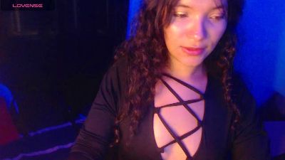 mia_blue01 webcam model stream image