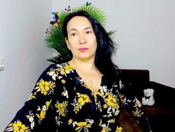 lesoleiLika webcam model stream image