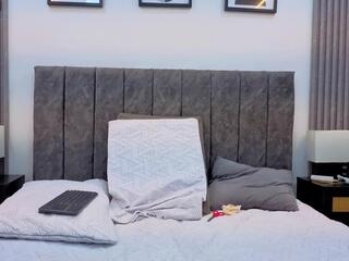 Luciana Belair webcam model stream image