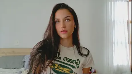 GrettaBenett webcam model stream image