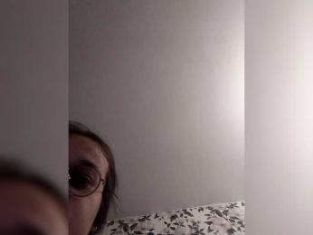 vikaaca webcam model stream image