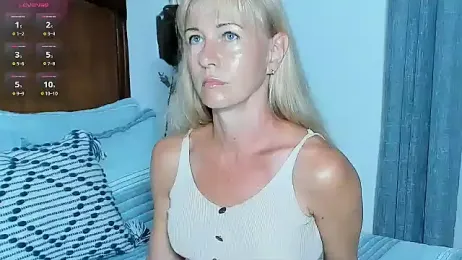 Christine_35 webcam model stream image