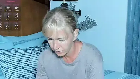 Christine_35 webcam model stream image