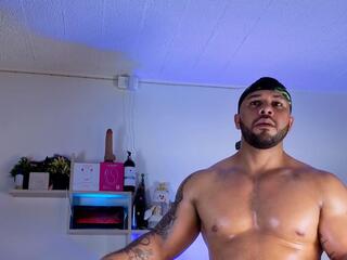 Elian K webcam flirt4free model stream image