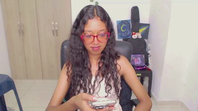 _Hibrida_ webcam model stream image