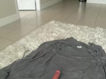 myles_isperfect webcam model stream image