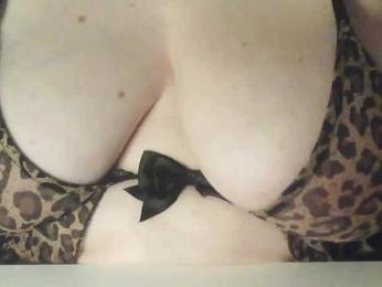 peachyshow webcam model stream image