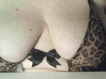 peachyshow webcam model stream image