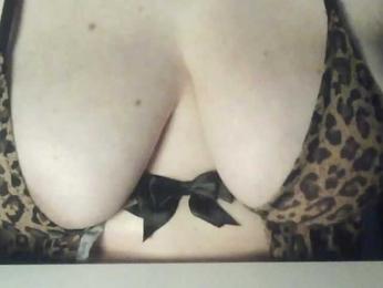 peachyshow webcam model stream image