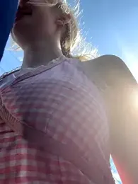 RonnieKiss webcam model stream image