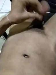 Novinhoie webcam model stream image