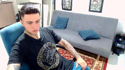 santii_ss webcam model stream image