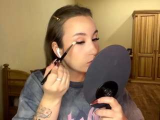 leatricevellutini webcam model stream image