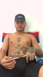 Crow_master00 webcam model stream image